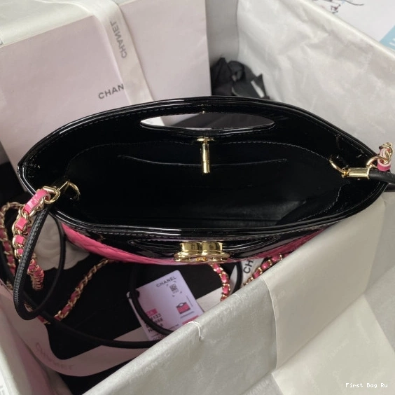 First Bag Ru CHANEL BAG 31 SHOPPING MINI 0802
